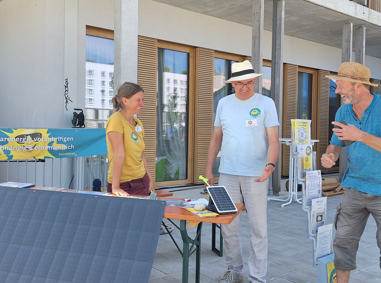 Infostand-Freiham.jpg